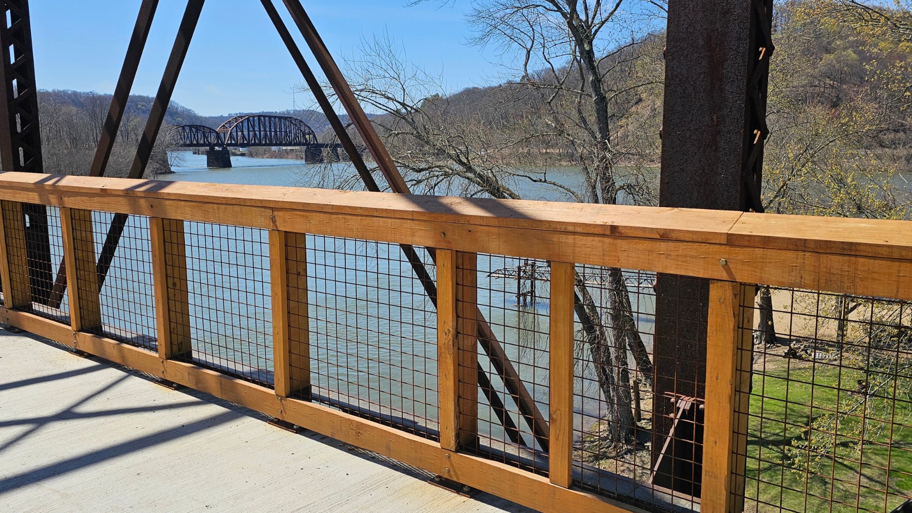 trail-bridge